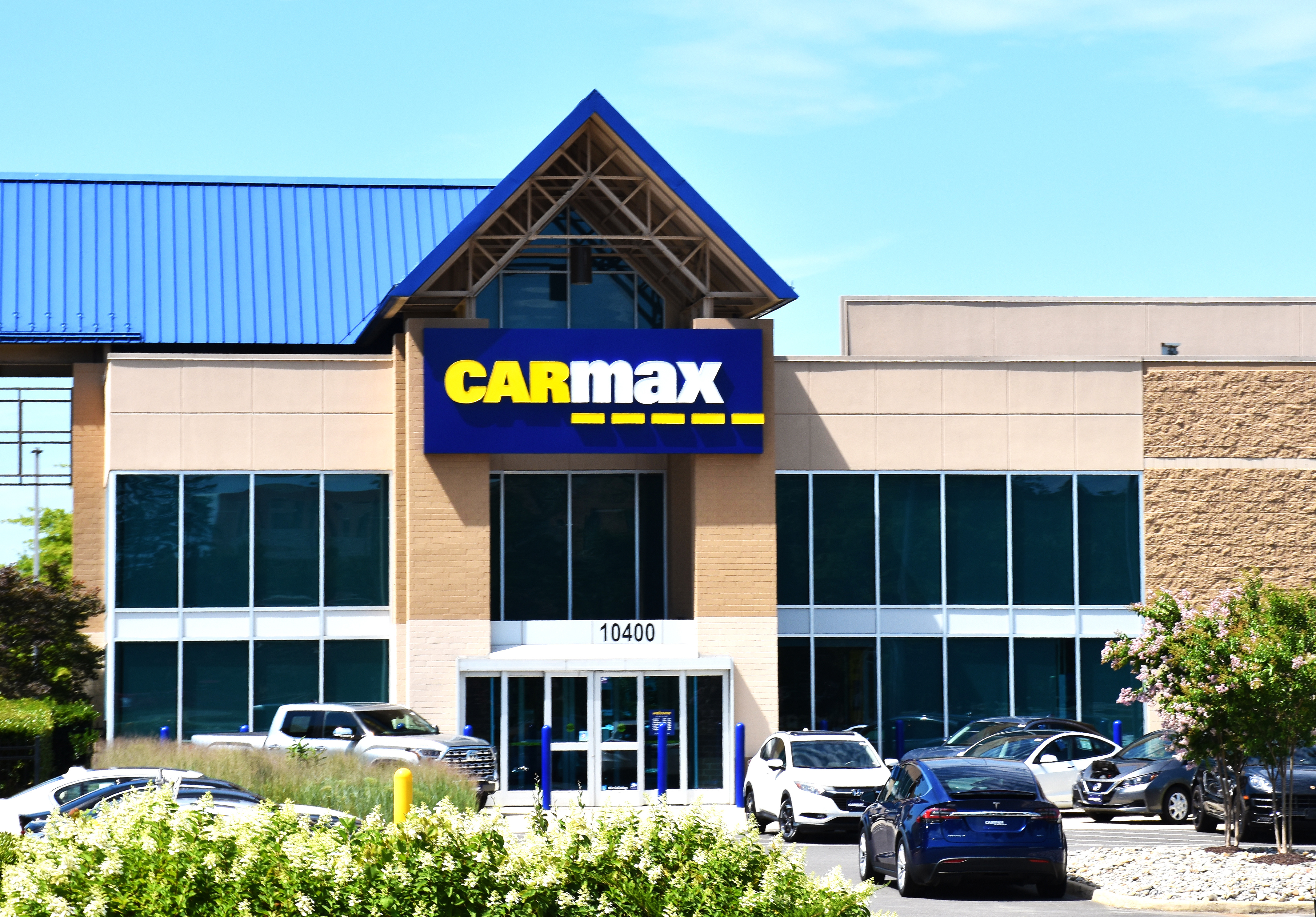 Pros and Cons of Using CarMax