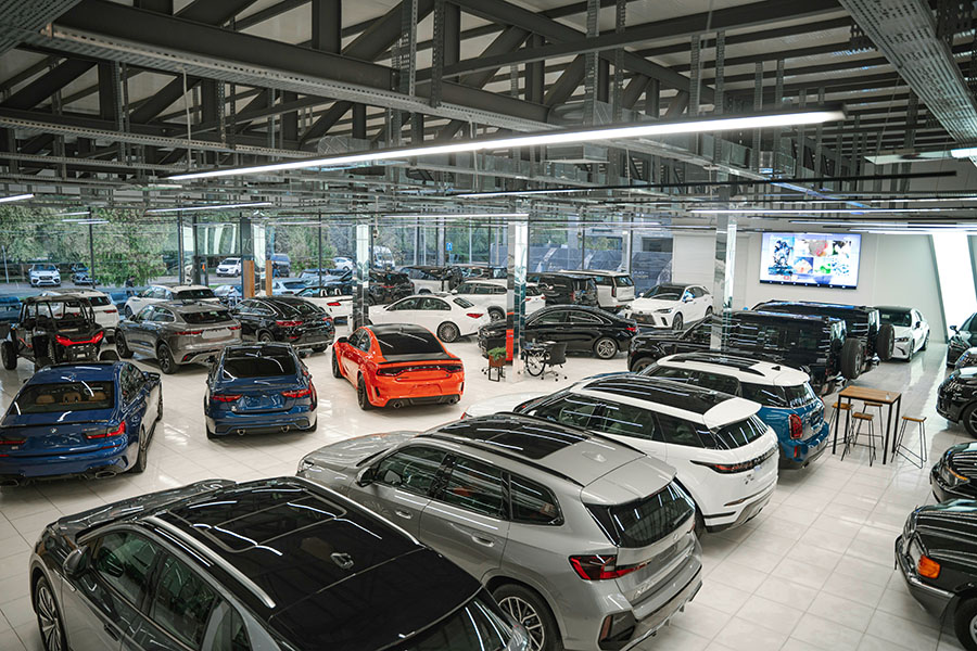 How Automakers Are Using Price Cuts to Keep Buyers Interested