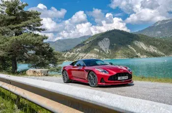 Aston Martin DB12 Red