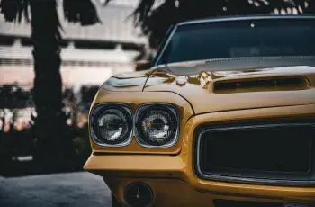 yellow classic car light