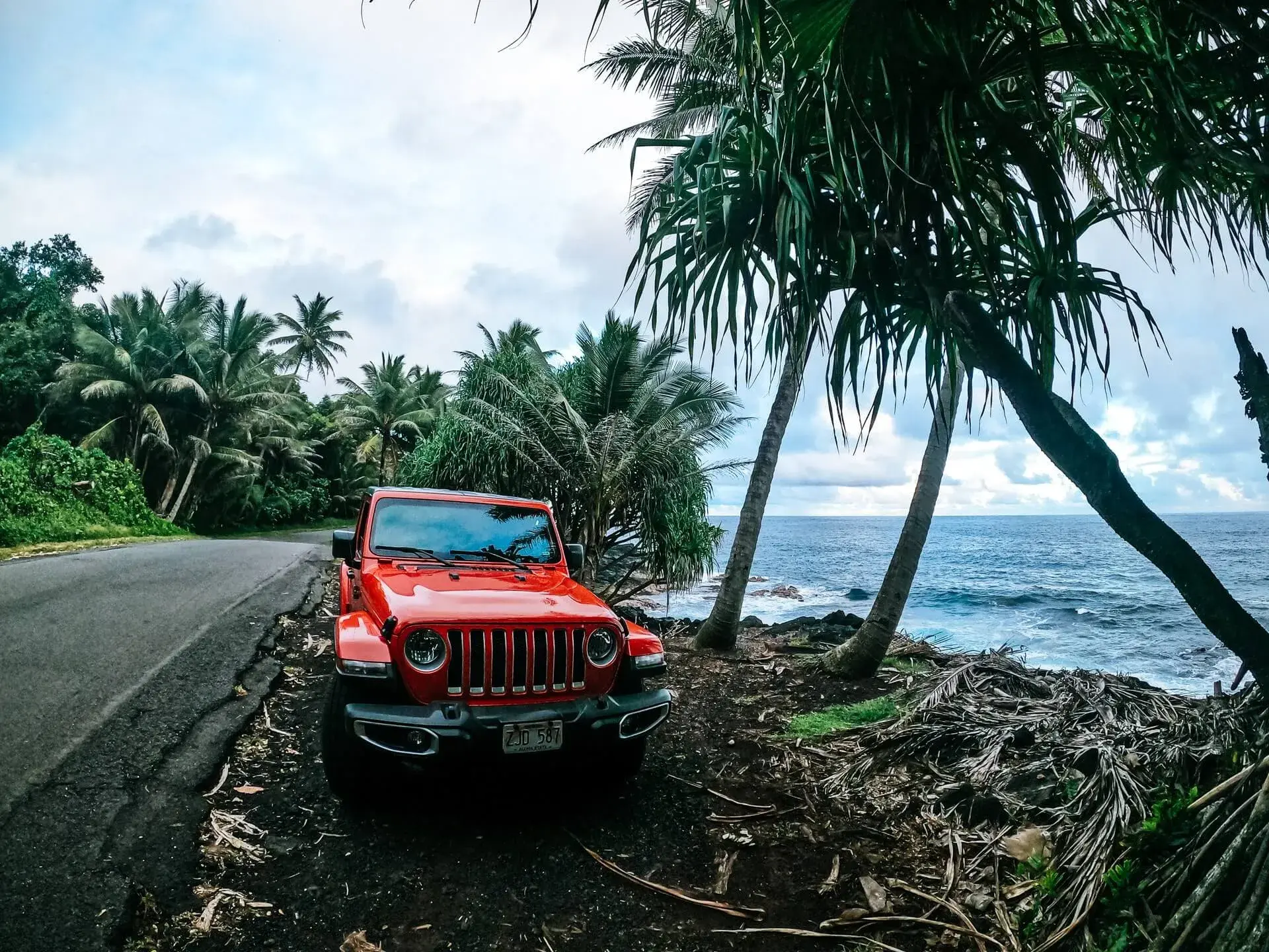 The cheapest way to ship a car to Hawaii and from Hawaii