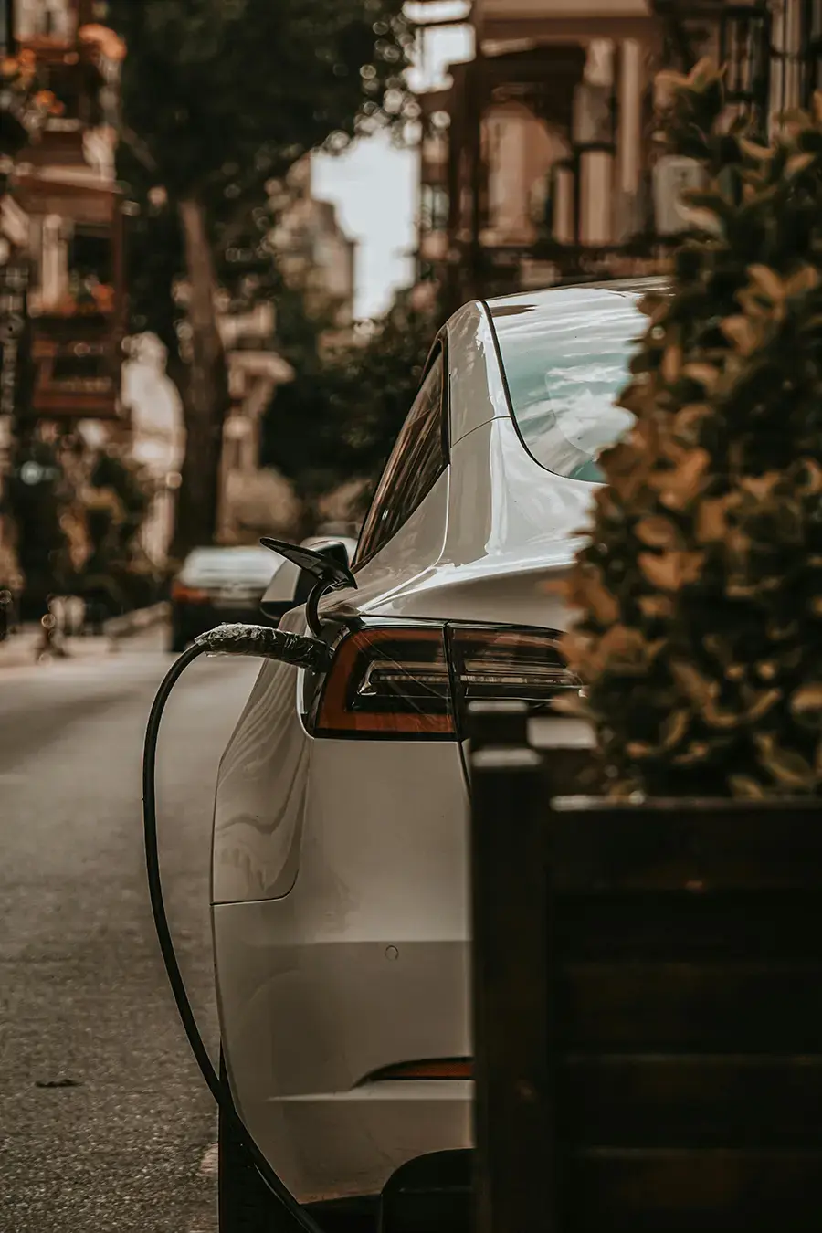 Open vs Enclosed EV Transport