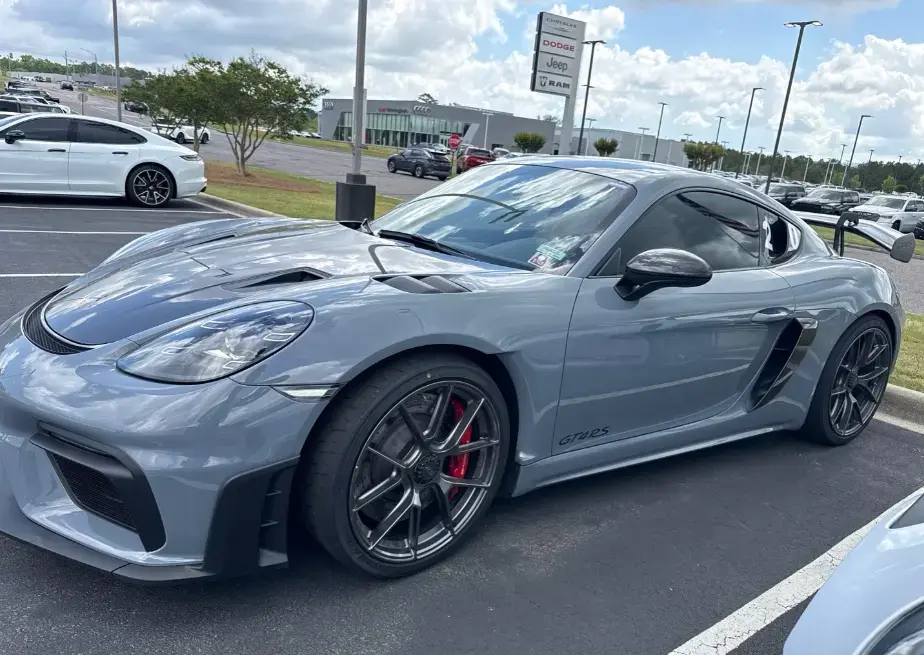 Porsche 718 Cayman GT4 RS 2023 Shipped to California ZIP: 92101